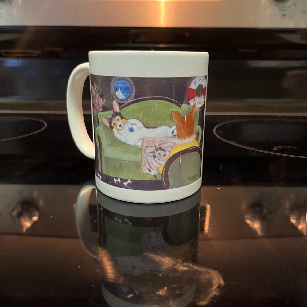 Titanic‎ Novelty Mug • Dogs